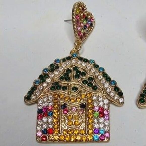 Adorable Gingerbread House Heart Crystal-Embellished Drop Earrings - Picture 3 of 4